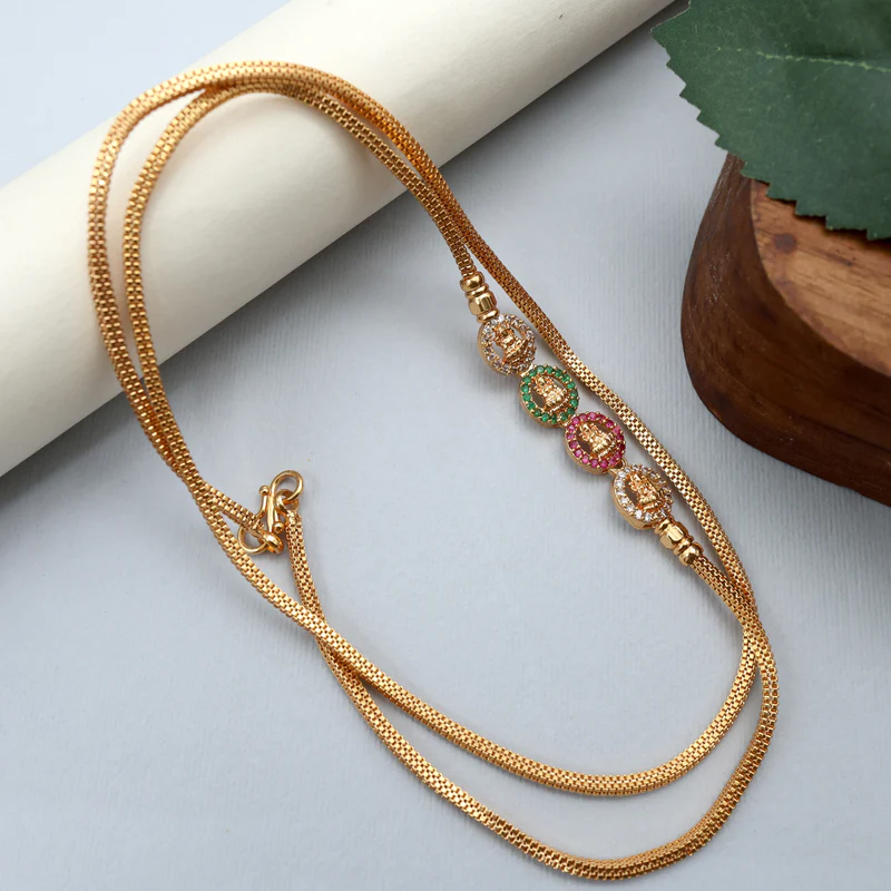 Gold Tone Diamond Look Oval Lakshmi Mugappu Chain - Multicolour